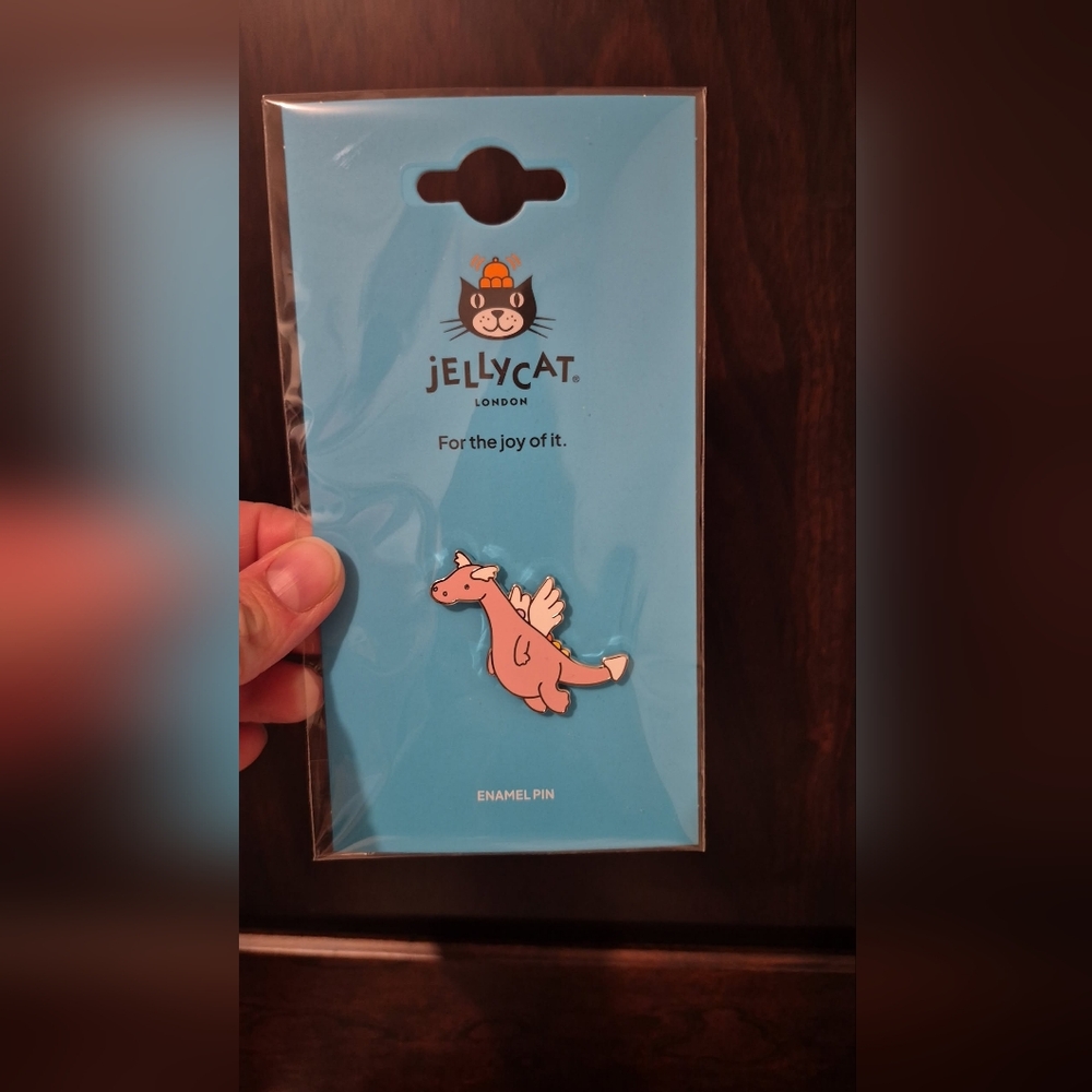 NEW AUTHENTIC Jellycat Duskrise Dragon Enamel Metal Pin RUBY PURRKS EXCLUSIVE - Picture 2 of 3